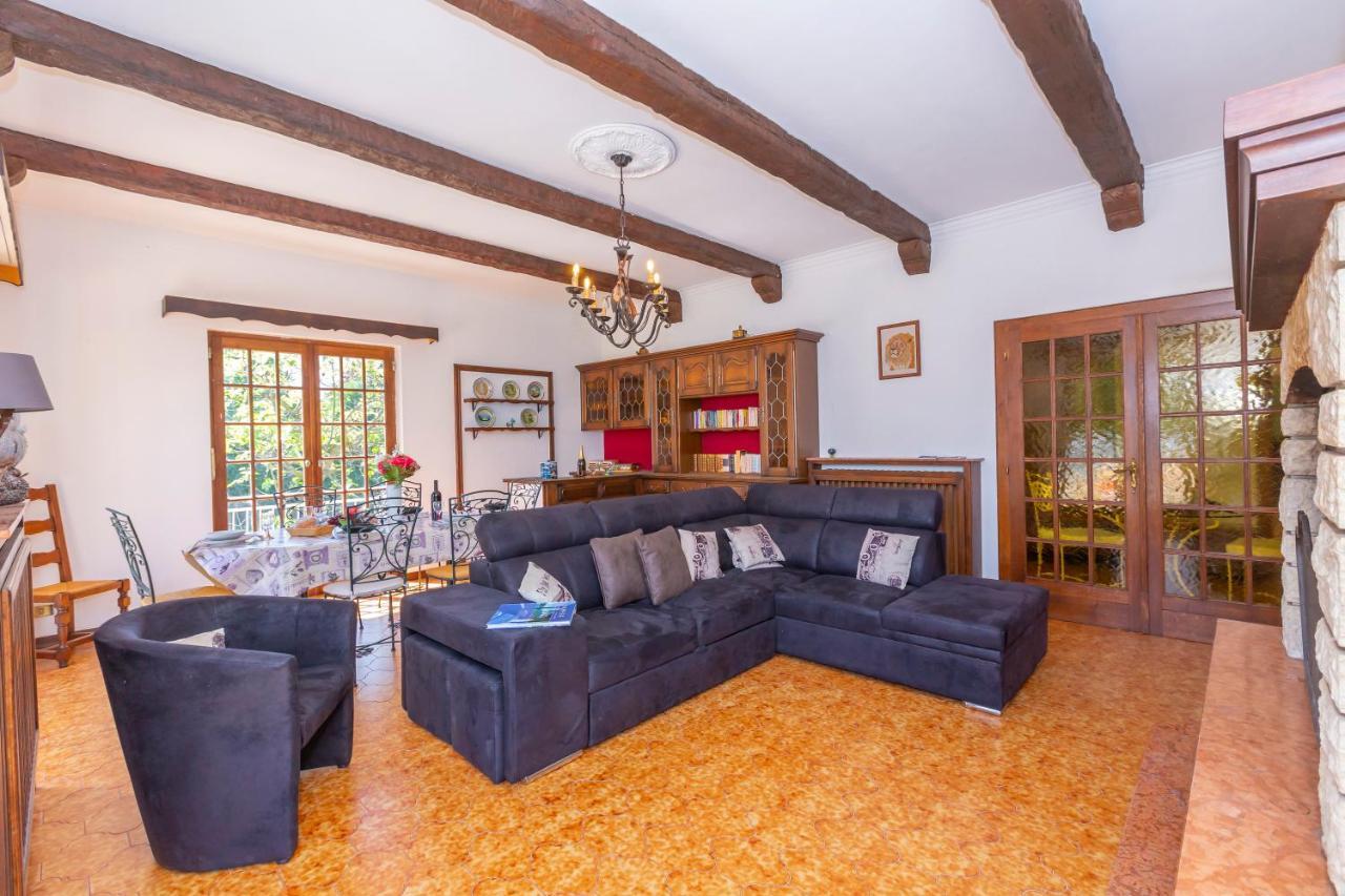 Villa Martine Au Bord Du Lac - Happy Rentals Cadrezzate Exterior photo
