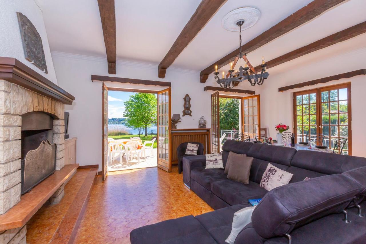 Villa Martine Au Bord Du Lac - Happy Rentals Cadrezzate Exterior photo